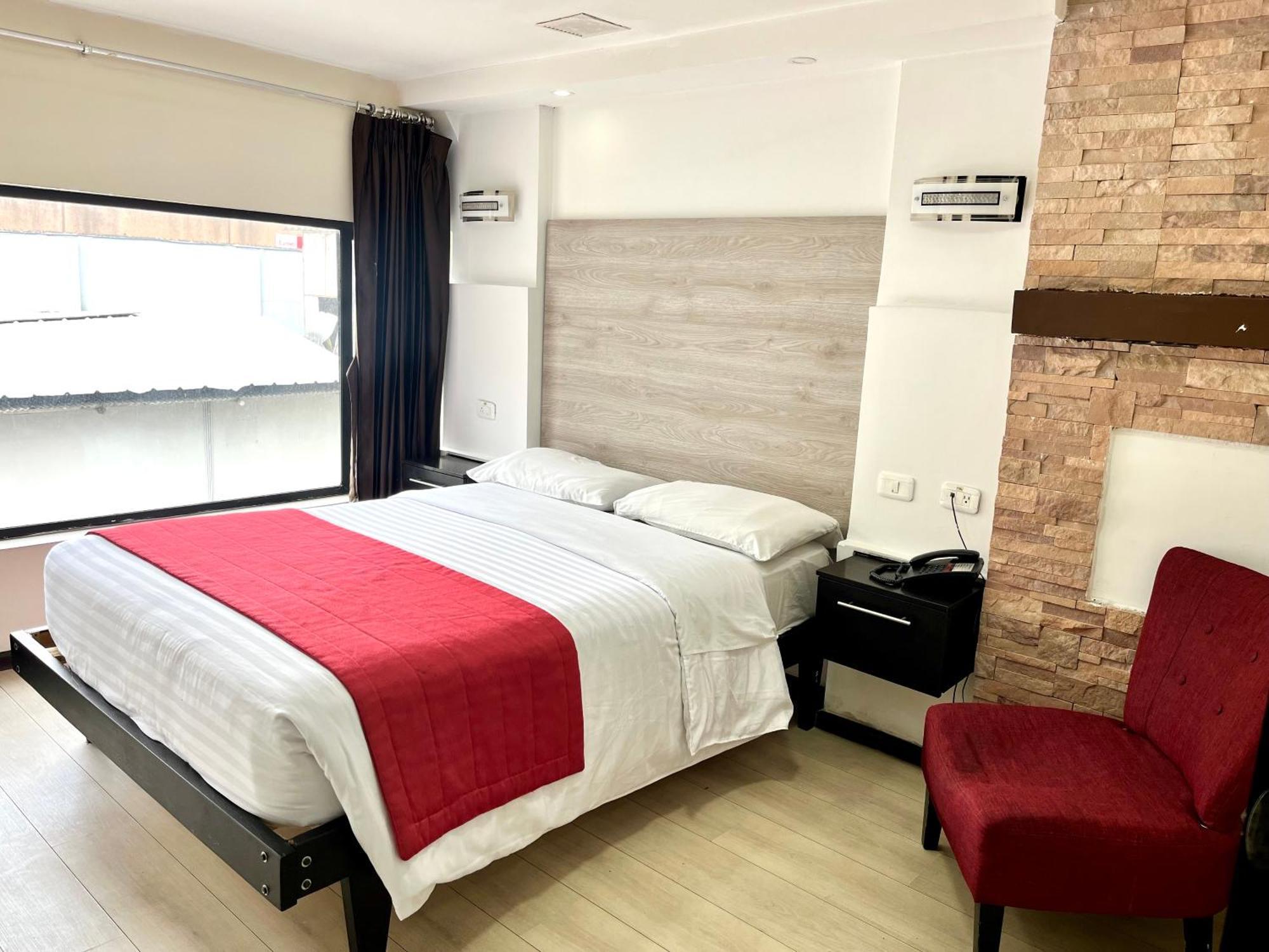 Hotel Imperial Ambato Exterior photo